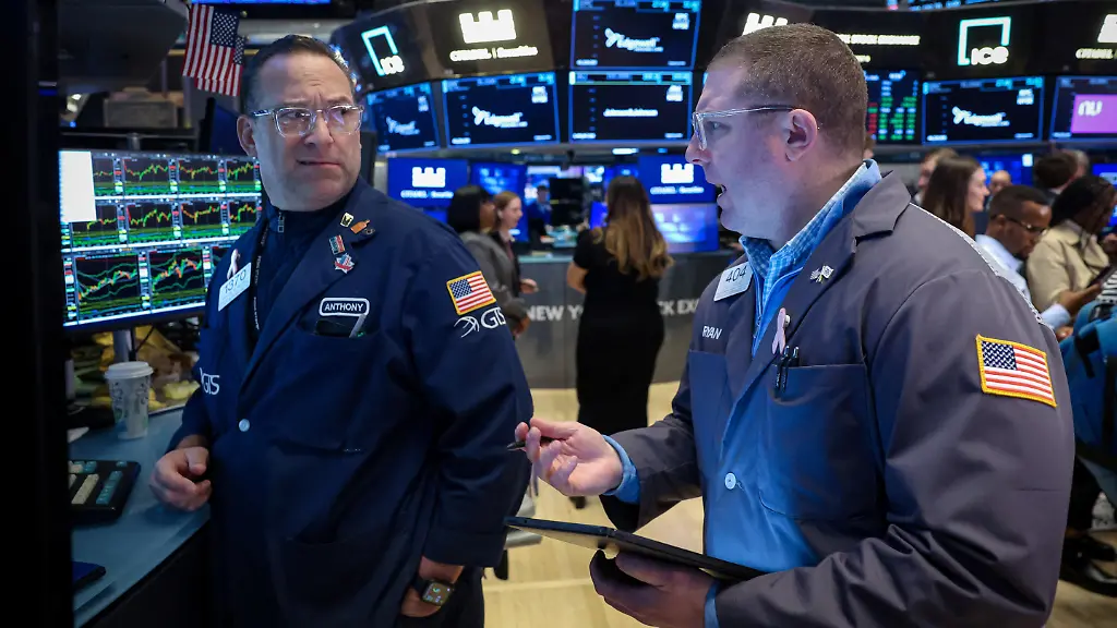 2025-04-02T151338Z-951913113-RC2QPDA81LXR-RTRMADP-3-USA-STOCKS