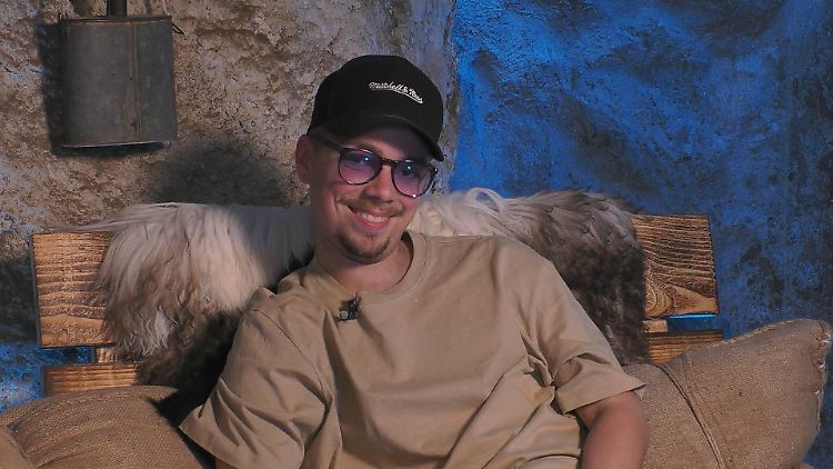 Erzäht von Pflaumen und Bikinis und meint, das sei witzig: Udo Bönstrup.