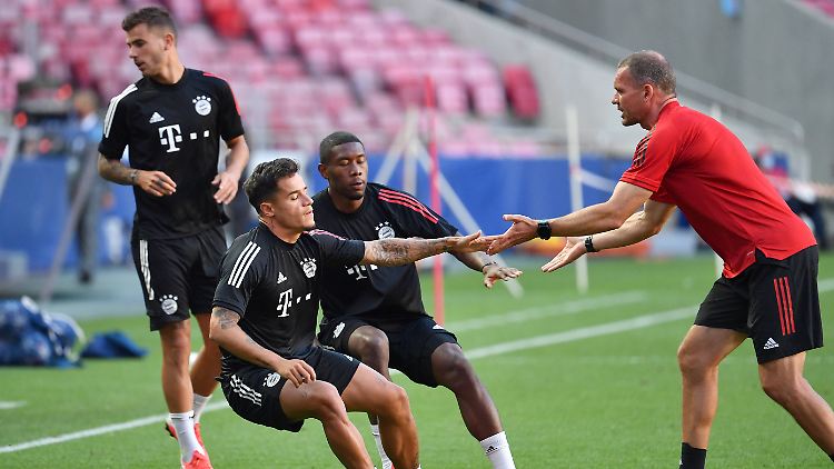 Holger Broich (in Rot) sorgt beim FC Bayern München für die physische Stärke.