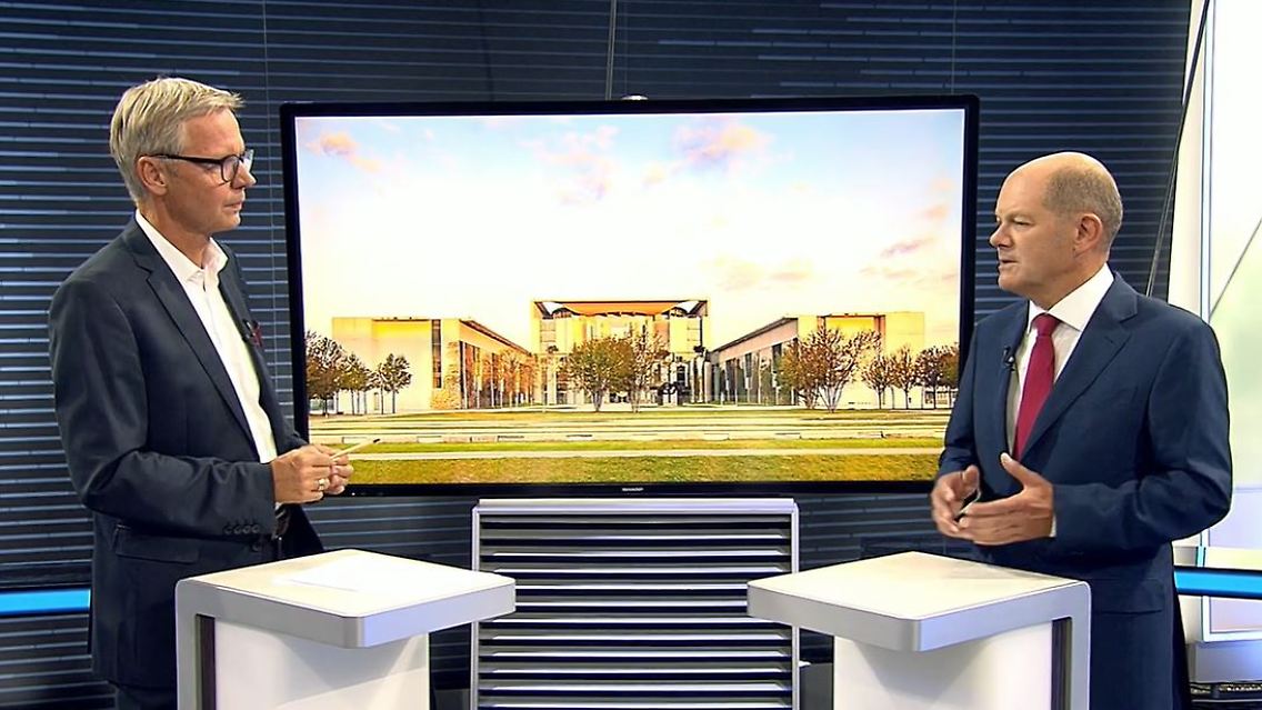 Scholz.JPG