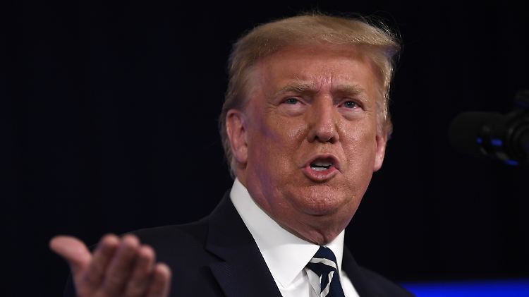 US-Präsident Trump lässt kein gutes Haar an Herausforderer Biden.