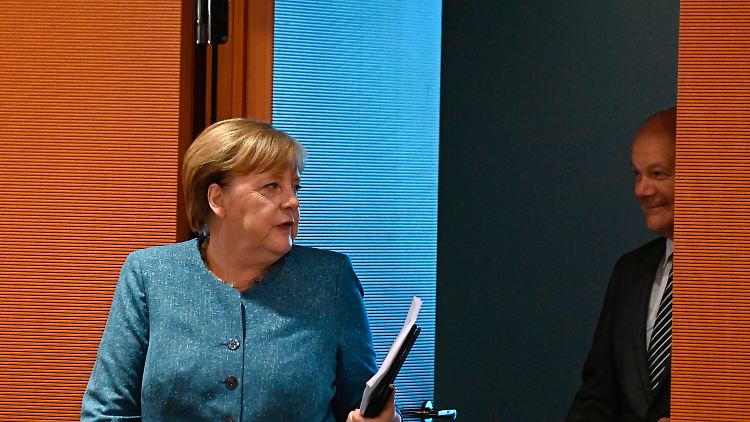 Kanzlerin Merkel hatte sich lange Zeit in der Pandemie-Bekämpfung zurückgehalten.