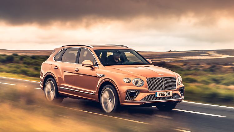 Die Modellpflege des Bentley Bentayga umfasst unter anderem einen gewachsenen Kühlergrill.