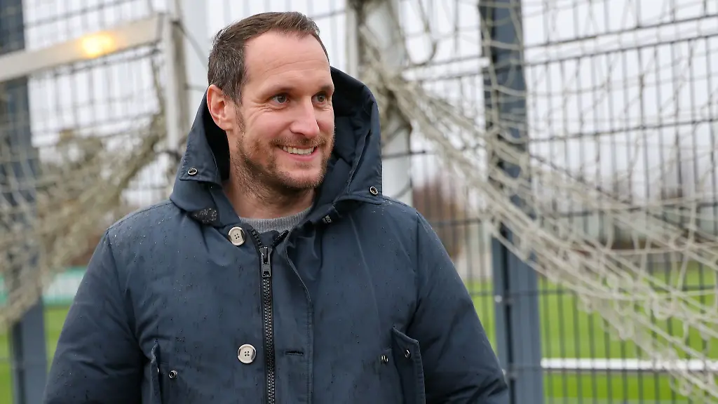 Stephan-Fuerstner-und-die-SpVgg-Greuther-Fuerth-freuen-sich-auf-einen-Neuzugang-aus-Hoffenheim