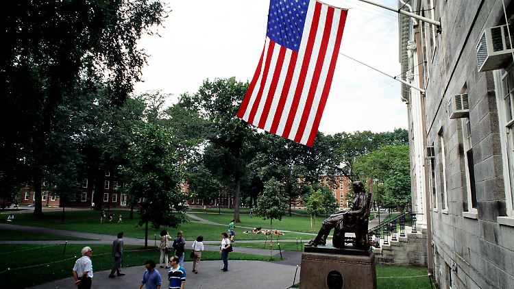 Mit gut 40 Milliarden Dollar verfügt Harvard über das größte Stiftungskapital aller US-Unis.