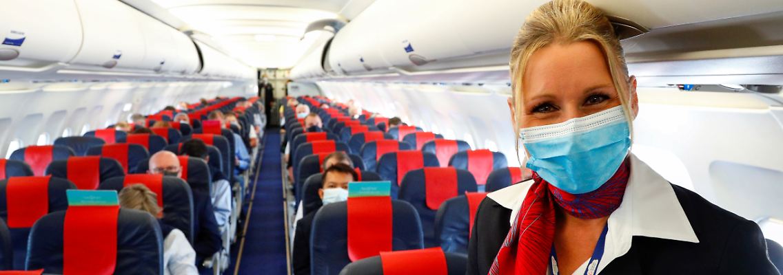Flugzeug Corona Masken.JPG
