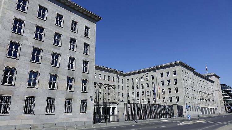Das Bundesfinanzministerium verzeichnt wieder etwas höhere Steuereinnahmen. Das Vorjahresniveau ist aber noch nicht erreicht.