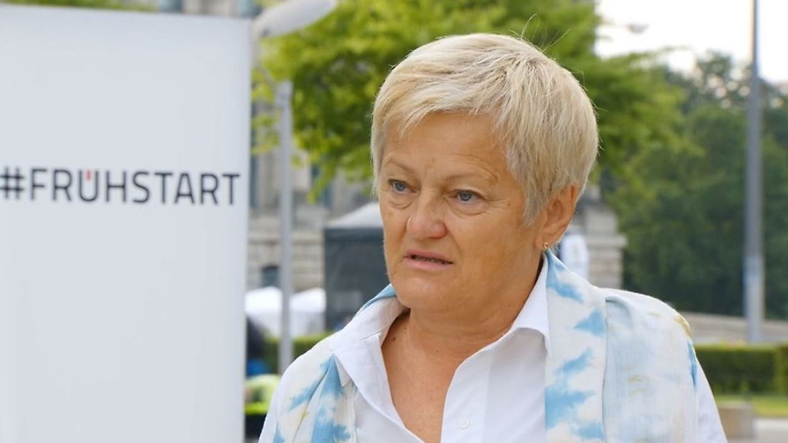 Renate Künast Frühstart.JPG