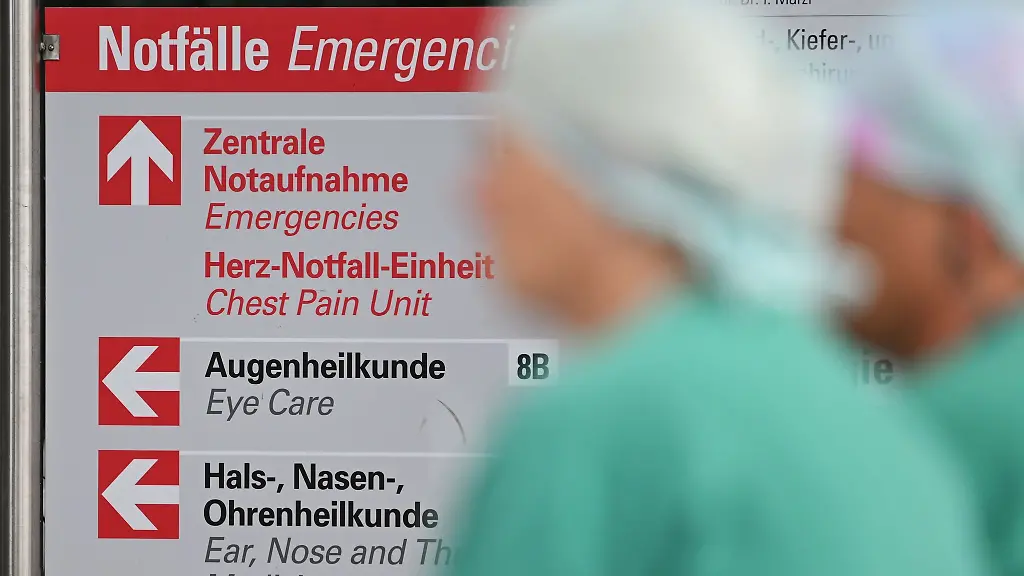 Viele-Menschen-finden-sich-in-der-Vielzahl-von-Gesundheitsinformationen-nicht-mehr-zurecht-Symbolbild