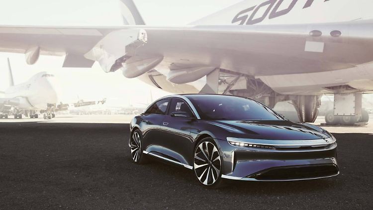 Mit seinem Luxusstromer will Lucid Air nicht nur beim Laden neue Dimensionen eröffnen.