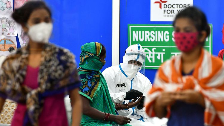 Indien ist neben den USA und Brasilien derzeit am stärksten von dem Coronavirus betroffen. 