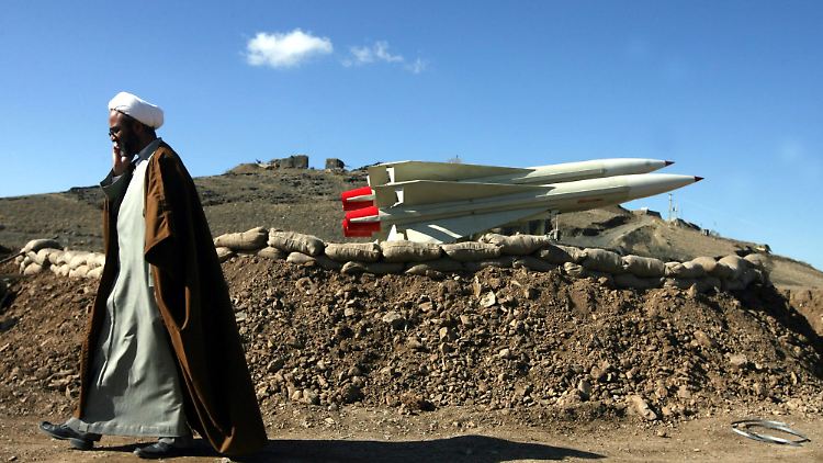 Die UN-Sanktionen gegen den Iran würden auch ein Waffenembargo umfassen.