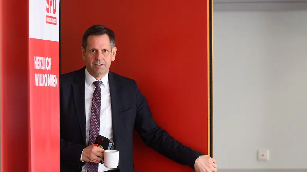 Olaf-Lies-SPD-will-bei-VW-die-Arbeit-von-Vorgaenger-Weil-fortsetzen