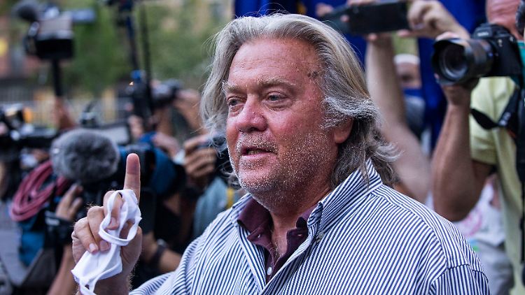 Steve Bannon war Berater von US-Präsident Trump. Die Wege der beiden trennten sich jedoch lange vor dem Angriff auf das Kapitol.