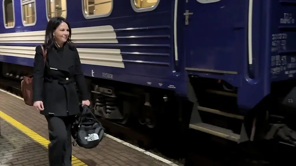 Es-ist-wohl-ihre-letzte-Reise-als-Aussenministerin-nach-Kiew