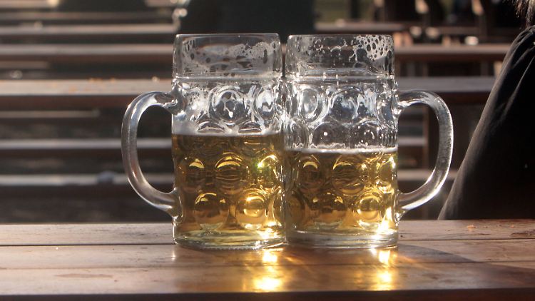 In den späten Abendstunden könnte es in München bald keinen Verkauf alkoholischer Getränke mehr geben.