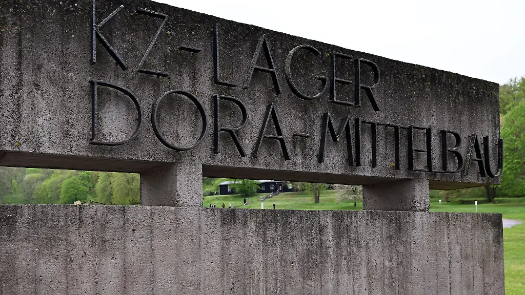 Die-Ausstellung-ist-in-Kooperation-mit-den-Staedten-Nordhausen-und-Ellrich-entstanden