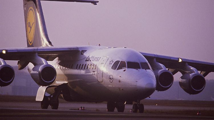 Mit dem Flugzeug geht es am schnellsten und am günstigsten von Stadt zu Stadt.