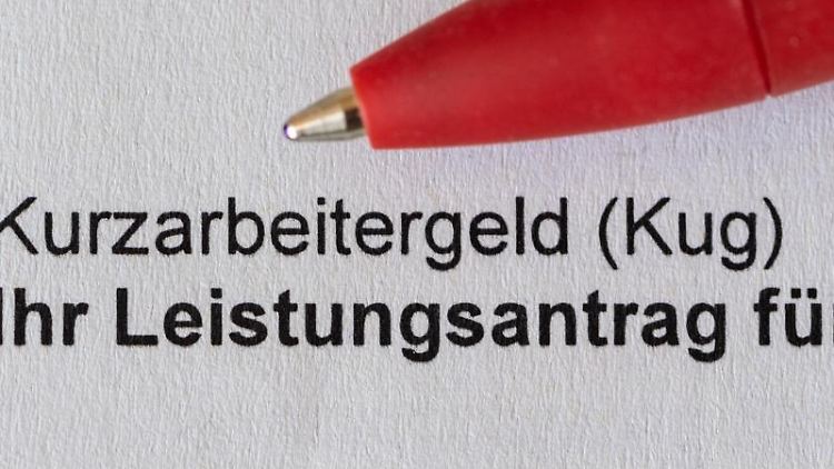 Es ist offensichtlich, dass die bisherige Berechnung der Lohnersatzleistungen, abhängig vom Nettolohn und damit von der Steuerklasse, für Ungerechtigkeiten und damit für Unmut sorgt. 