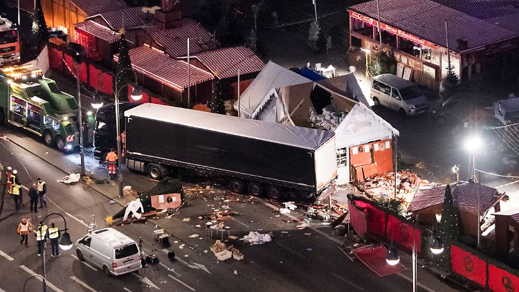 Am 19. Dezember 2016 wurden bei dem Anschlag in Berlin elf Menschen getötet und Dutzende weitere verletzt.