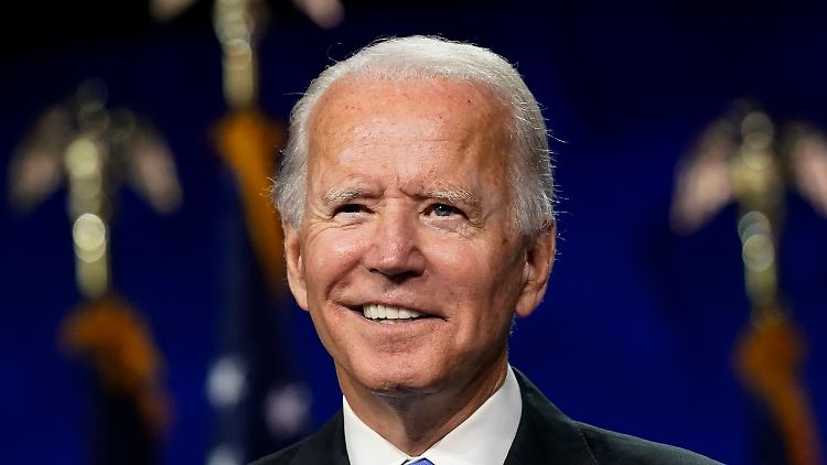 Biden will sich einem TV-Duell mit Trump stellen. Nancy Pelosi hatte Zweifel an diesem Vorhaben geäußert. 
