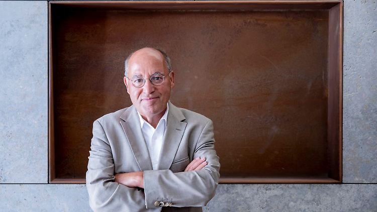 Gysi war Parteichef und Fraktionsvorsitzender. Jetzt ist er außenpolitischer Sprecher der Linksfraktion.