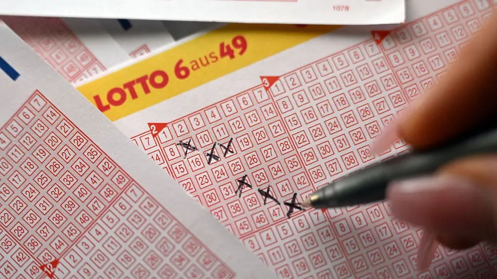 Thueringer-gewinnt-mehr-als-15-3-Millionen-Euro-im-Lotto