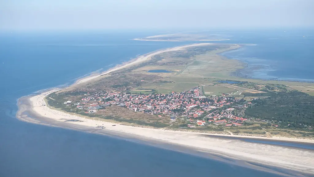 Rund-1-500-Insulaner-waren-auf-Langeoog-aufgerufen-einen-neuen-Buergermeister-zu-waehlen