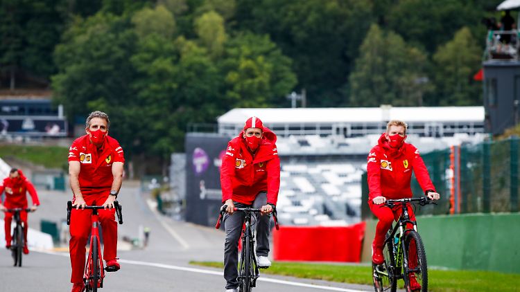 Auf dem Fahrrad machen sie bei Ferrari derzeit eine bessere Figur ...