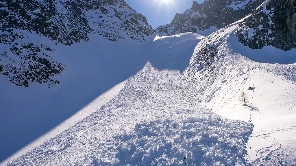 Lawinen-koennen-oft-mit-nur-geringer-Zusatzbelastung-ausgeloest-werden