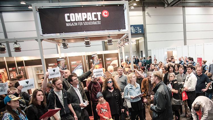 Das "Compact"-Magazin darf bei Facebook und Instagram keine Inhalte mehr veröffentlichen.