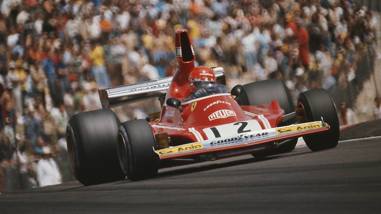 Niki Lauda im Ferrari beim Großen Preis von Frankreich 1974.