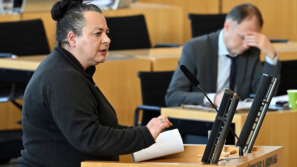 Linke-Politikerin-Katharina-Koenig-Preuss-nennt-die-Lage-in-Syrien-dramatisch