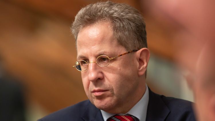 Der stark rechtskonservative Maaßen stand von 2012 bis 2018 an der Spitze des Bundesamtes für Verfassungsschutz.