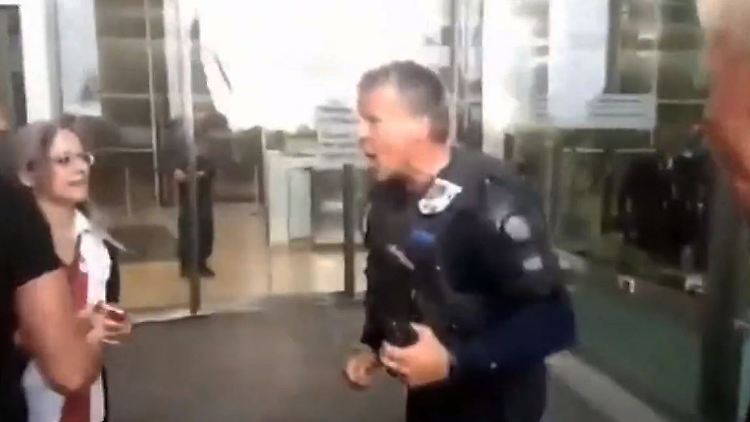 Reichstag Corona-Demo Berlin Handyvideo 2.JPG