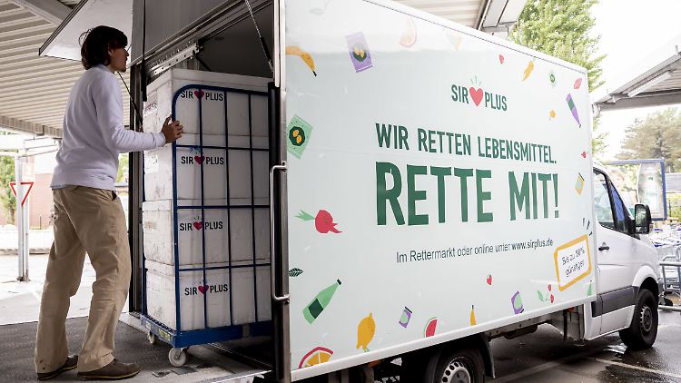 Das Startup Sirplus rettet Lebensmittel von Händlern und Produzenten und bietet sie online und in Rettermärkten in Berlin zum Kauf an.