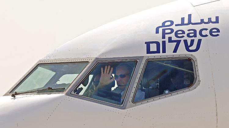 Pilot Tal Becker verspürt ein "sehr besonderes Gefühl".