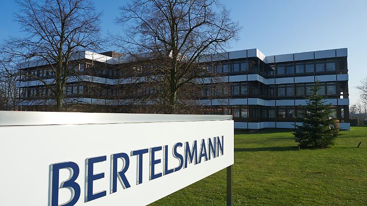 Die Bertelsmann-Erlöse sinken um Halbjahr um gut neun Prozent.