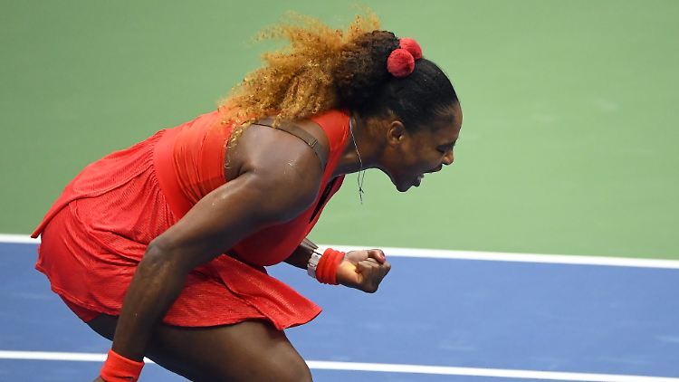 Serena Williams startet kraftvoll ins Turnier.