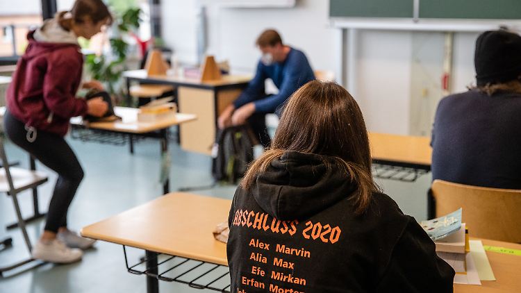 Fast 90 Prozent der Befragten wünschen sich einheitliche Abschlussprüfungen in Deutschland.