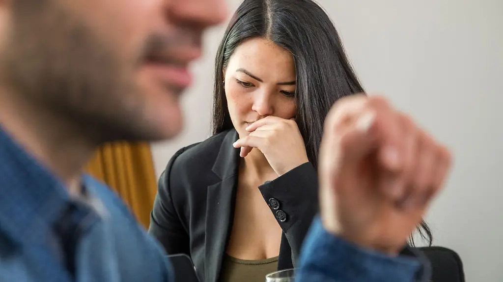 Wer-gar-keine-Lust-mehr-hat-seine-Meinung-zu-Entscheidungen-zu-aeussern-oder-sich-mitzuteilen-sollte-den-eigenen-Job-auf-den-Pruefstand-stellen