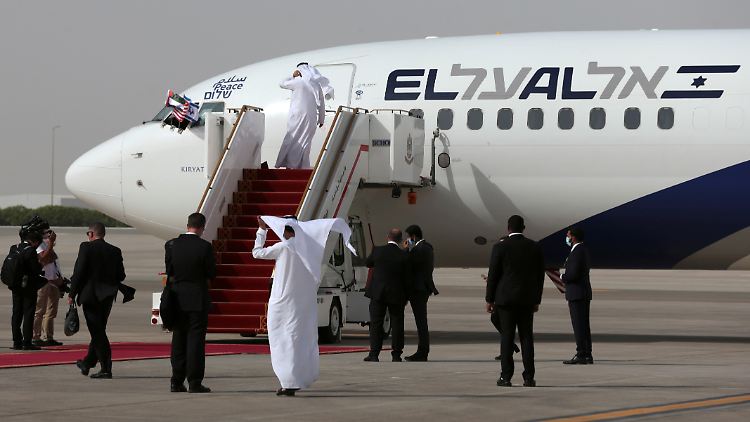 Mit der Öffnung des Luftraums sind nun Direktflüge zwischen Israel, Abu Dhabi und Dubai möglich.