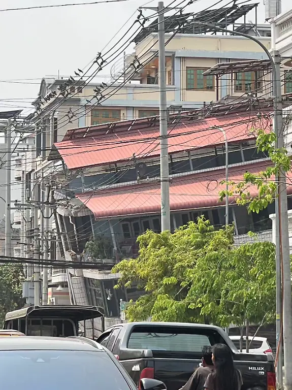 70bb05596dd32c9fc034f576f9a9583c