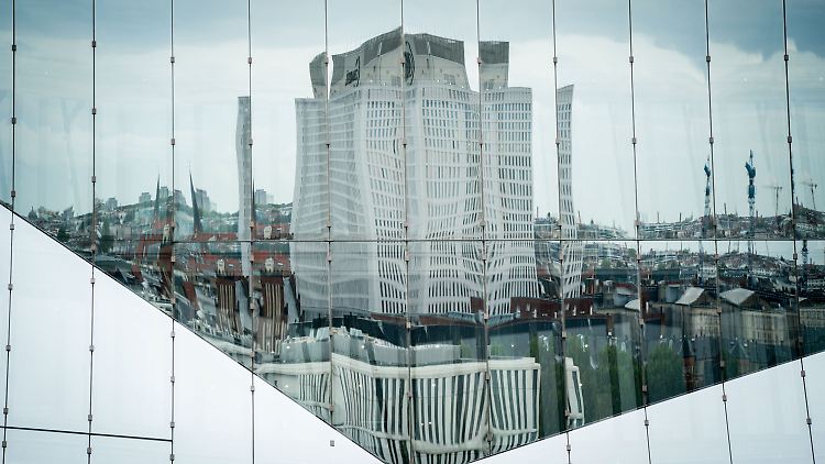 In der Berliner Uniklinik Charité wird Putins Erzfeind Nawalny nach der Giftattacke behandelt. 