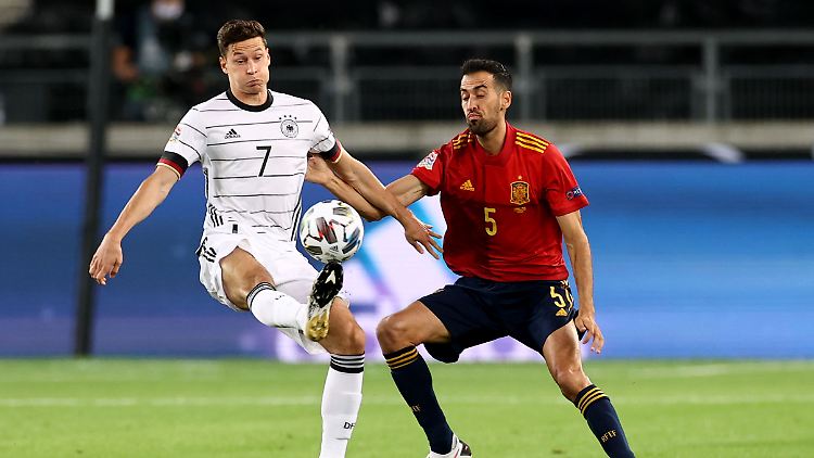 Geht's um Löw, sollte Draxler sich schleunigst einen neuen Arbeitgeber suchen.