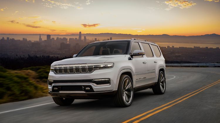 Der über fünf Meter lange Jeep Grand Wagoneer will gegen die etablierten Luxus-SUV anfahren.