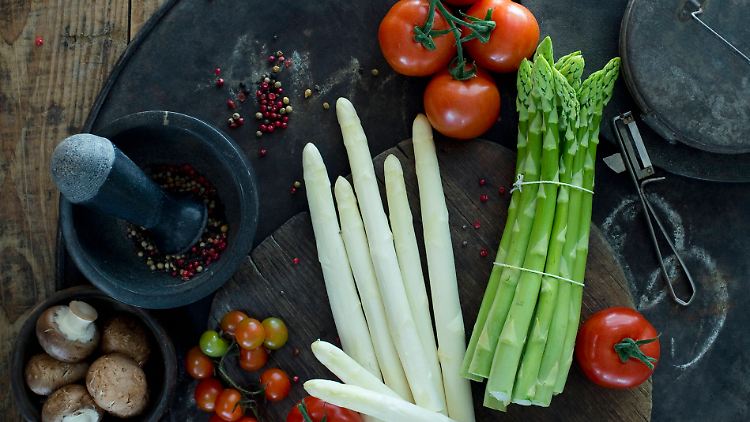 Spargel, Pilze und Tomaten: Klassische Beispiele für den umami-Geschmack.