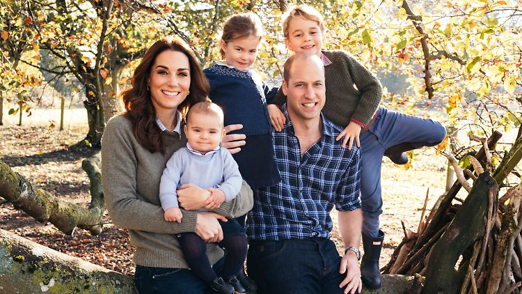 Im Kensington Palace leben unter anderem Prinz William und seine Frau Kate mit ihren Kindern Prinz George, Prinzessin Charlotte und Prinz Louis.