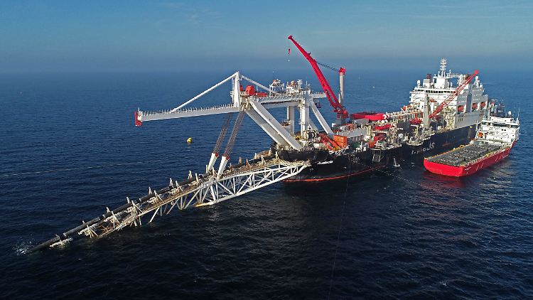 Die USA lehnen die fast fertiggestellte Pipeline zwischen Russland und Deutschland mit der Begründung ab, dass sich Europa dadurch zu stark von Moskau abhängig mache. 