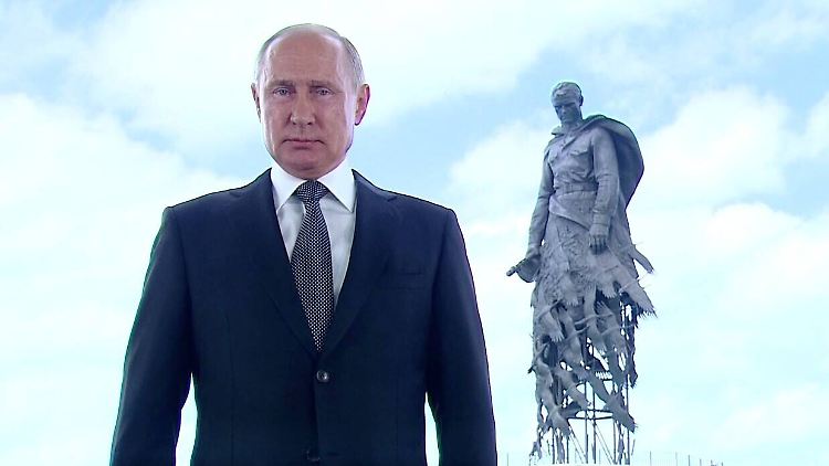 Das Autoritäre Putins nehme die Linke schulterzuckend in Kauf, sagt der Politologe Torsten Oppelland. 